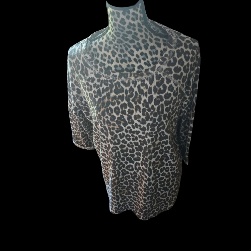 Moa Moa Animal Print Blouse